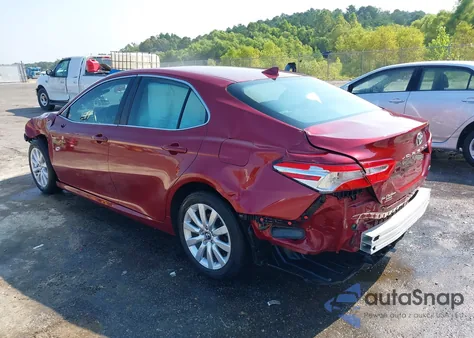 2020 Toyota Camry Le из США, поврежденный, VIN 4T1C11AK6LU318875